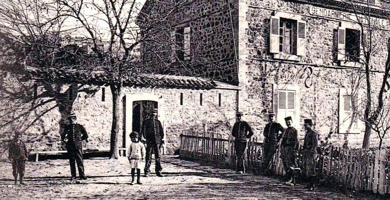 1243- Boghari - La Gendarmerie2.jpg